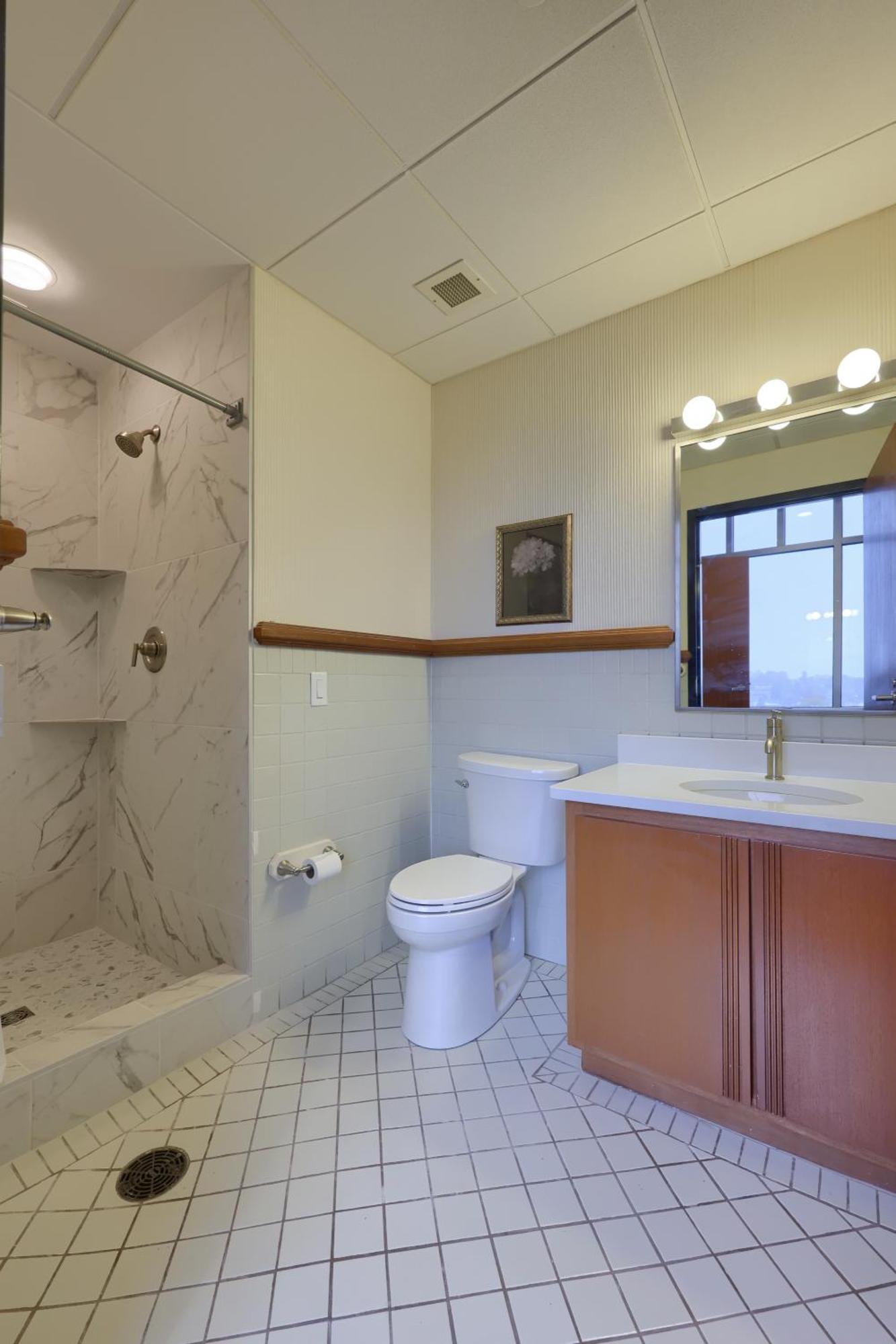 Hotel The Executive And Events