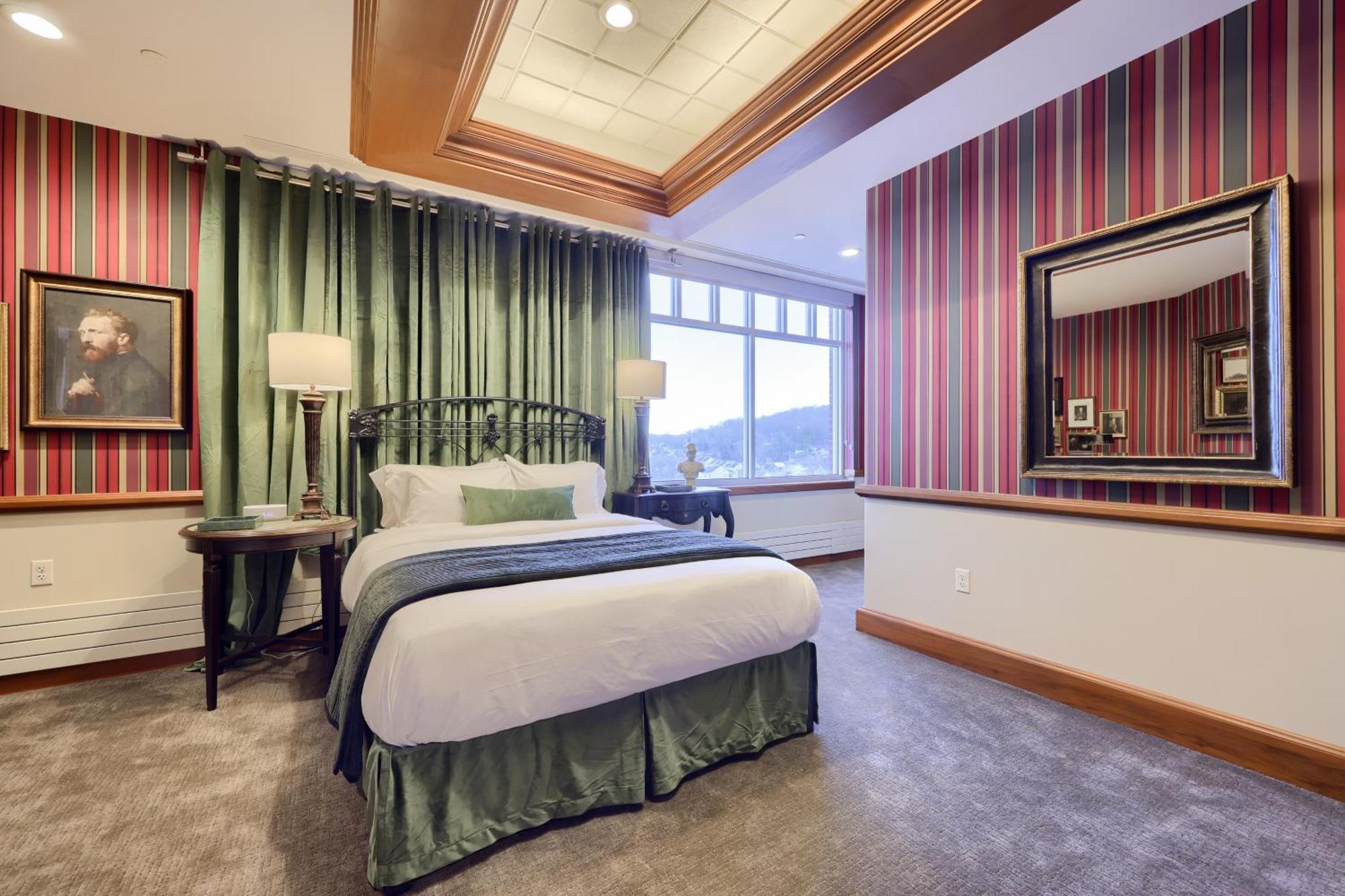 The Executive And Events Hotel 4*