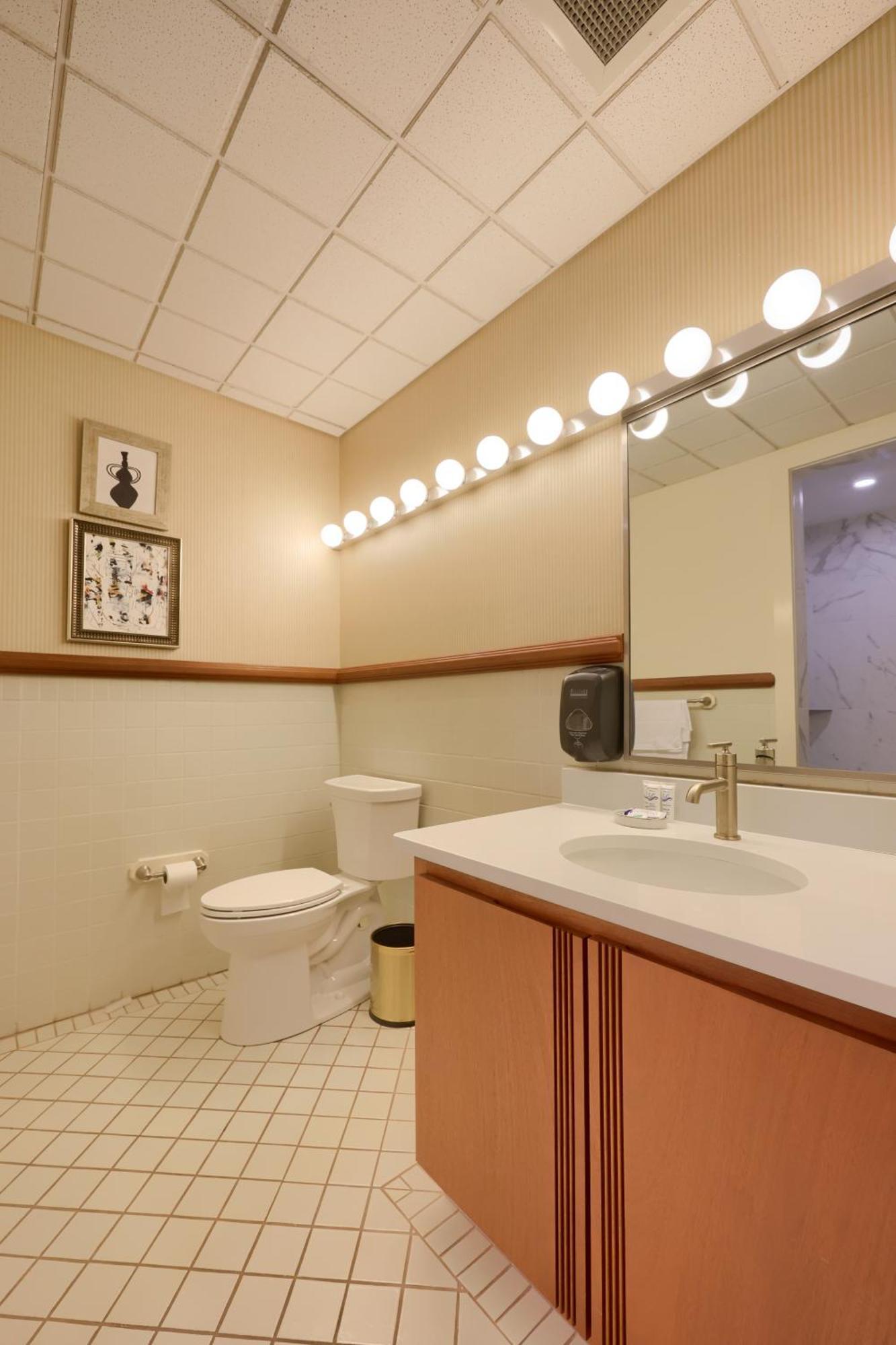 The Executive And Events Hotel 4*